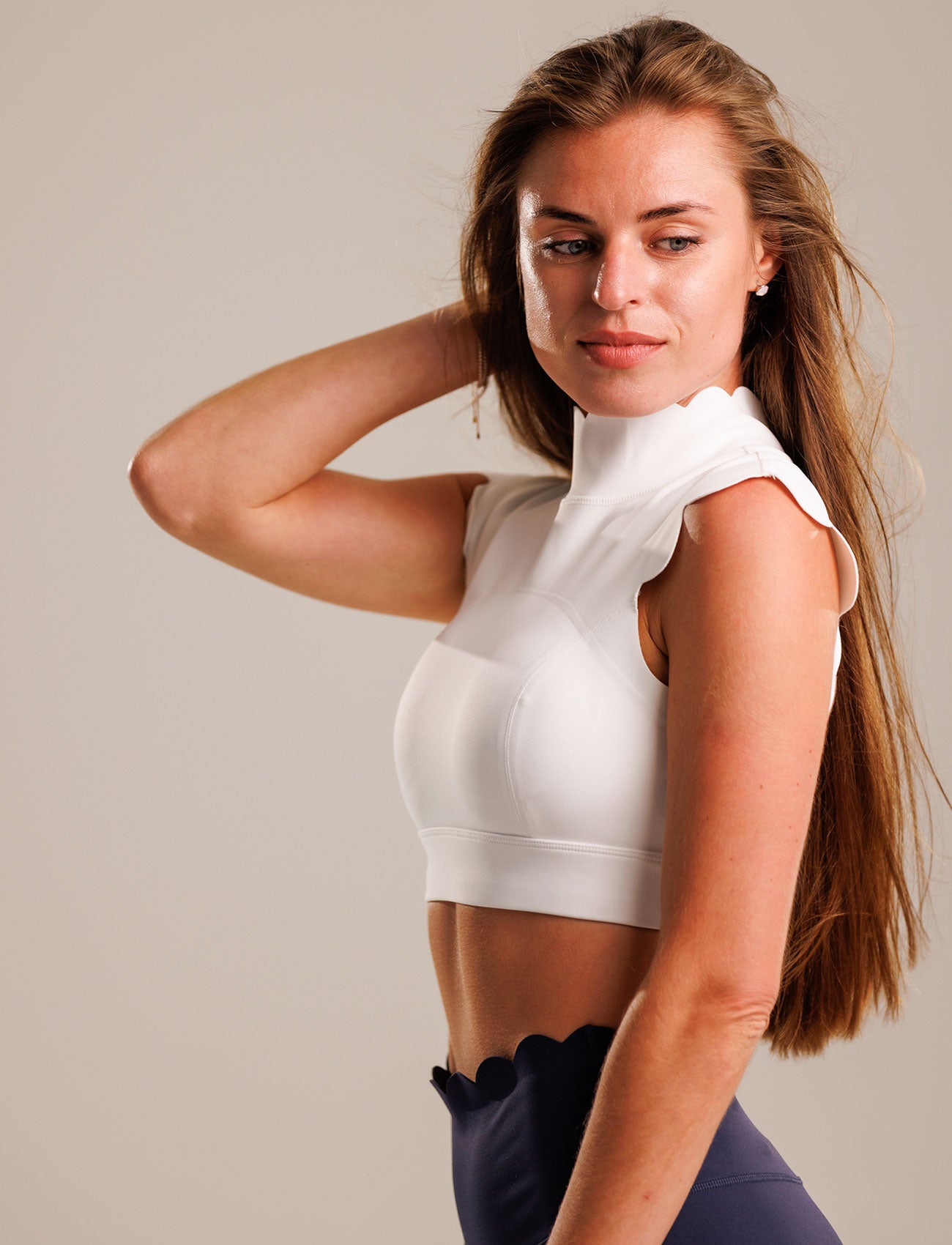 Spordirinnahoidja EMILIA - white