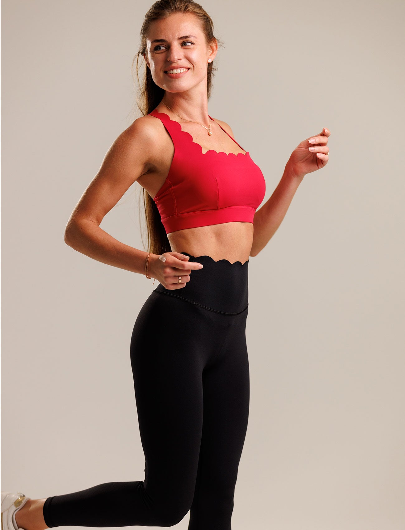 Retuusid LUCIA CLASSIC - black