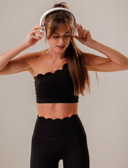 Spordirinnahoidja LAURA - black